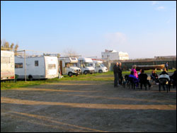 Area attrezzata camper - camping