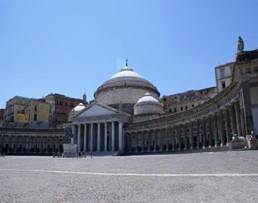 C:\Users\Anty\Downloads\piazza-del-plebiscito.jpg